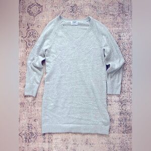 Old Navy Light Gray V-Neck Sweater Dress